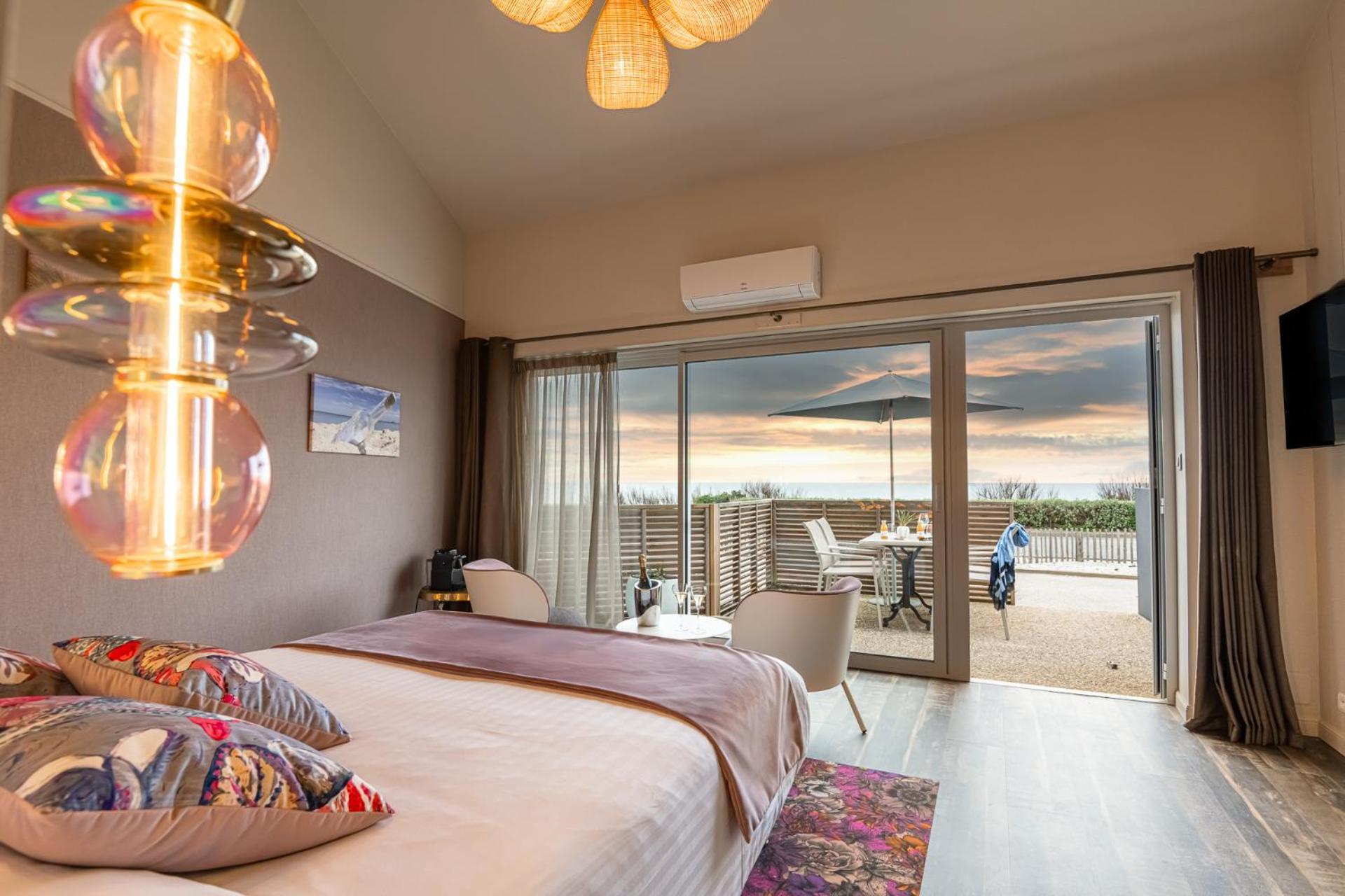 Brétignolles-sur-Mer Logis Hotellerie Les Brisants , Restaurant J M Perochon מראה חיצוני תמונה